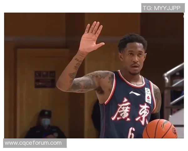 马尚布鲁克斯：从篮球场的闪耀星辰到生活中的坚韧斗士